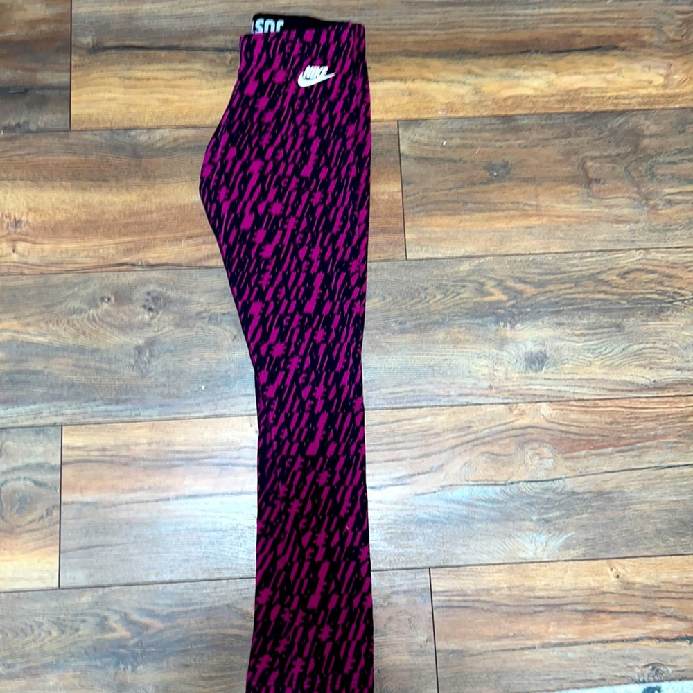 Nike leggings, size small